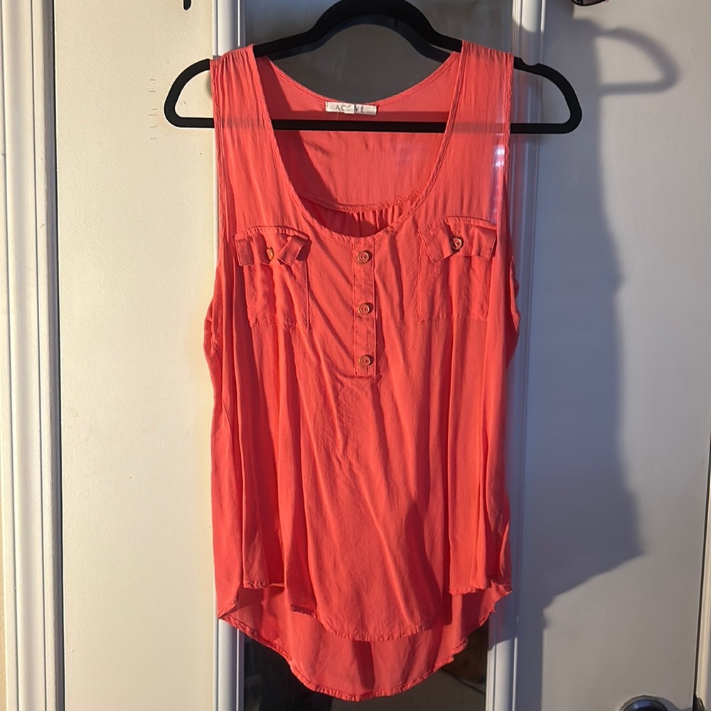 Coral/Pink sleeveless blouse